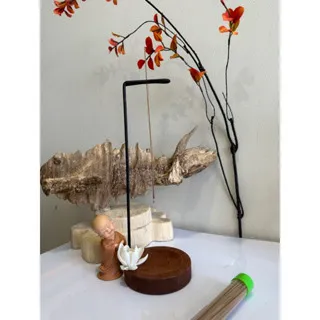 Wooden Incense Holder for Coreless Agarwood Sticks – Metal Stand Base | Minimalist Oud Burner Stand